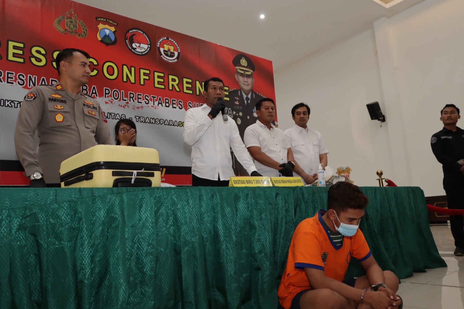 Polrestabes Surabaya Menangkap Seorang Kurir Narkoba Asal Tambak Wedi Surabaya
