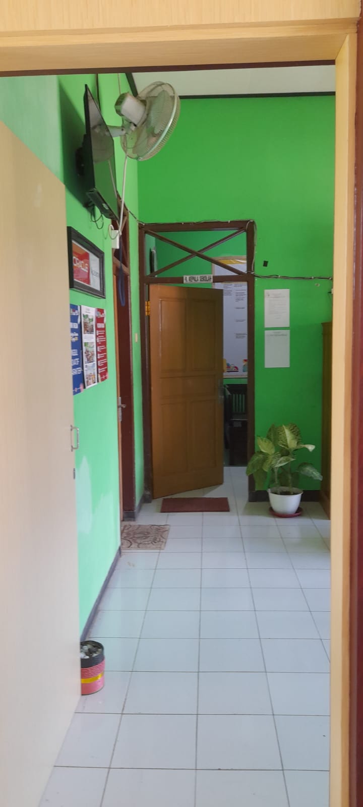 Kepala Sekolah Beserta Dewan Guru Terkesan Alergi Untuk Bertemu Awak Media