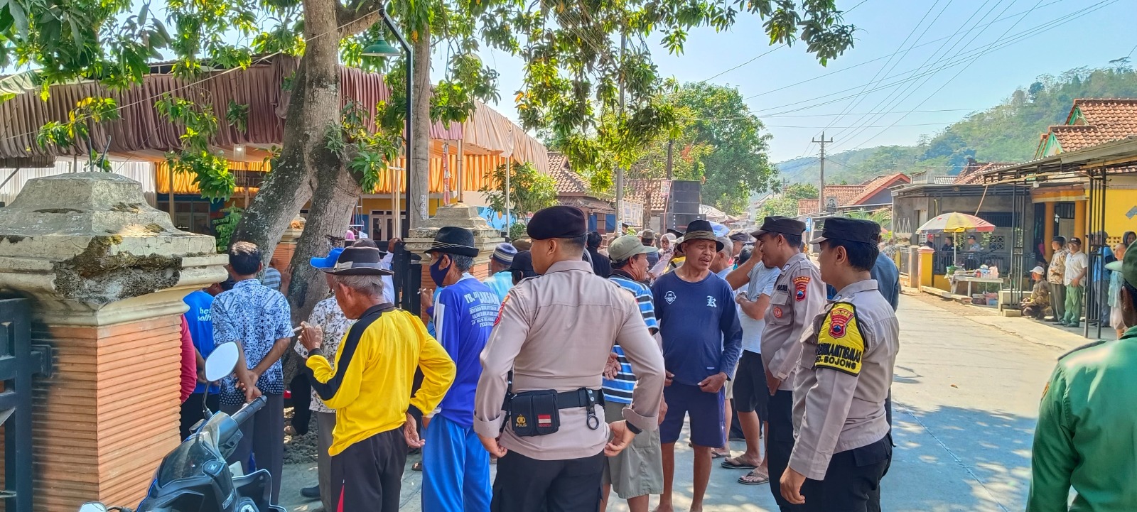 Pengamanan Pemilihan Calon Kepala Desa Antar Waktu, Puluhan Polisi Di Terjunkan