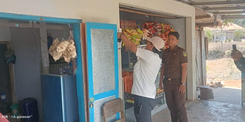 Satpol PP Sumenep Bersama Tim Gabungan Edukasi Operasi Rokok Ilegal Hingga 3 Bulan