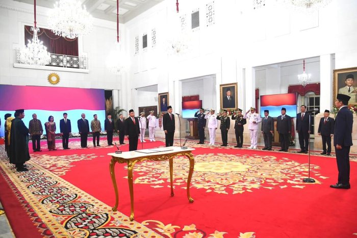 Presiden Jokowi Lantik Kepala Bakamla dan Kepala Barantin