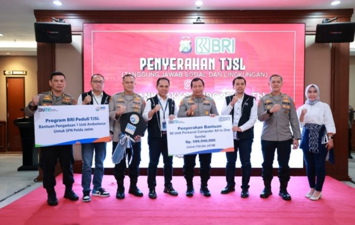 Dukung Digitalisasi Polri, BRI Salurkan Csr Komputer ke Polda Jatim.