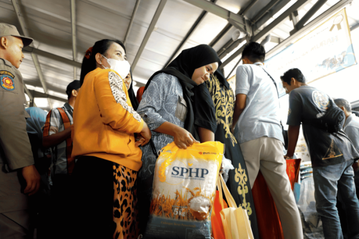 Tekan Inflasi, Pemkot Surabaya Rutin Gelar Operasi Pasar Di 17 Lokasi