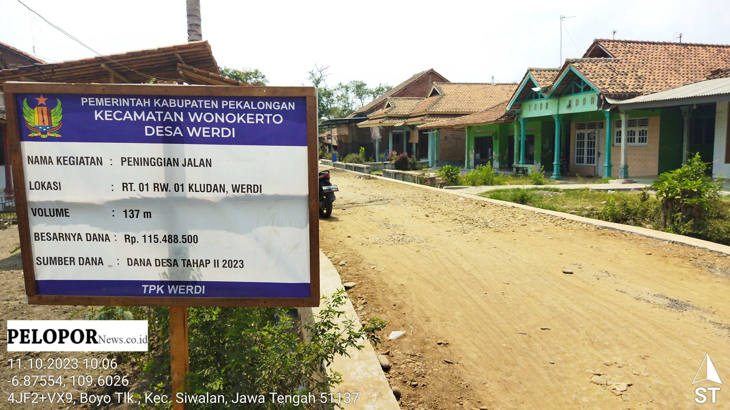 Proyek Peninggian Jalan di Desa Werdi Diduga Diborongkan
