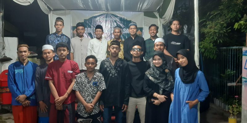 ‘Ngaji Bareng Warga Gg Baru’ Bersama Gus Ahmad Syaifullah Diikuti Jamaah Lingkungan Sabuk Alu RW 02, Kelurahan Prajurit Kulon Kota Mojokerto dengan Antusias dan Khidmat