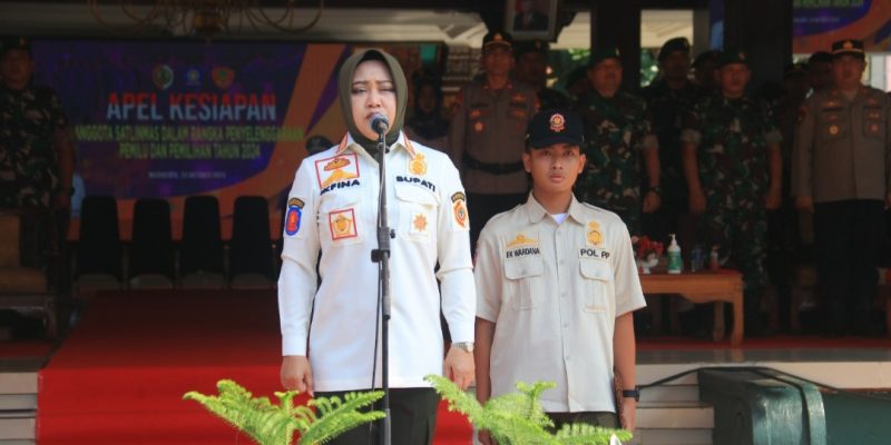 Pastikan Kesiapan Personil Pengamanan Pemilu 2024, Pemkab Mojokerto Gelar Apel Satlinmas