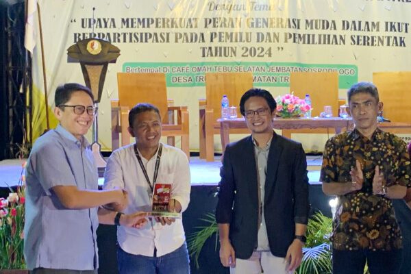 Hadiri FGD Pemilih Pemula, Pj Bupati Bojonegoro Ajak Masyarakat Aktif Gunakan Hak Pilihnya
