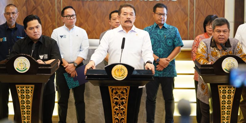 Jaksa Agung  RI ST. Baharudin SH.MH Perkembangan Perkara Dugaan Korupsi Dana Pensiun di Kementerian BUMN.