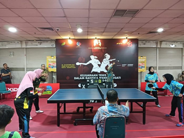 Ketua Harian Dharma Pertiwi Hadiri Pertandingan Tenis Meja Menyambut Hari Ibu Ke-95 Tahun 2023