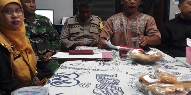 Pertemuan Yang Di Akhiri Kesepakatan Dalam Pemilihan Rt/Rw