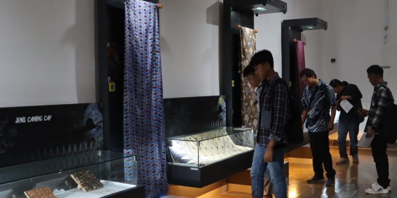 Museum Batik Kota Pekalongan Berikan Free HTM Bagi Pengunjung, Para Pelajar Gali Pengetahuan