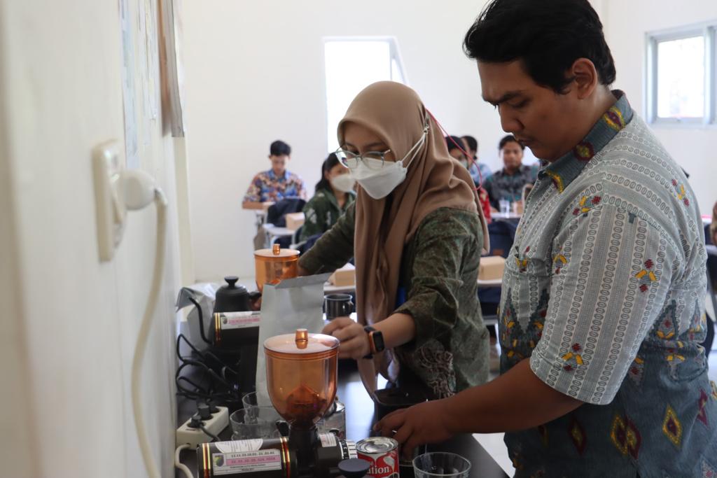 Dorong Tumbuhnya Bisnis Coffe Shop, BLK : Sasarannya Kaum Milenial
