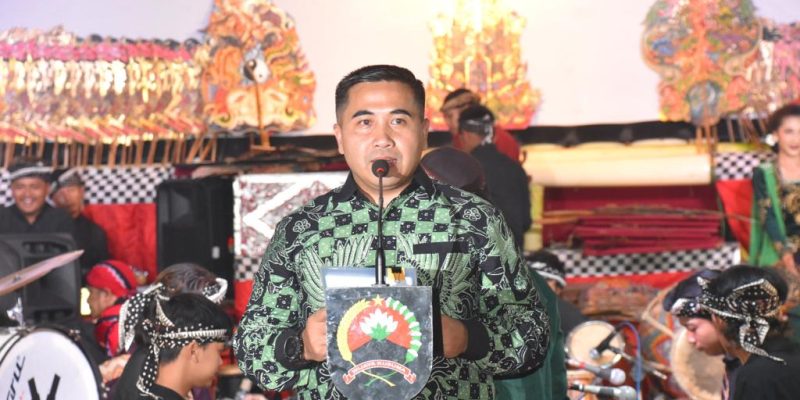 Dari Rakyat Untuk Rakyat, Lestarikan Budaya Bangsa Korem Wijayakusuma Gelar Wayang Kulit “Bimo Krido”