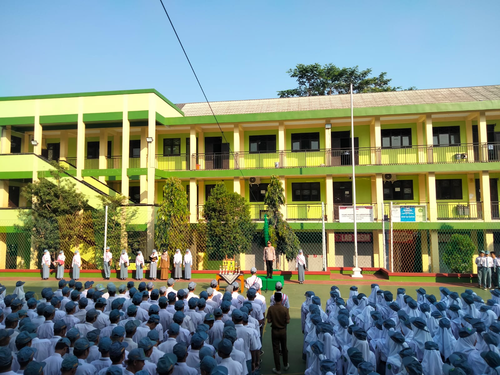 Cegah Kenakalan Pelajar, Polsek Limpung Intensifkan Kegiatan Police Go To School