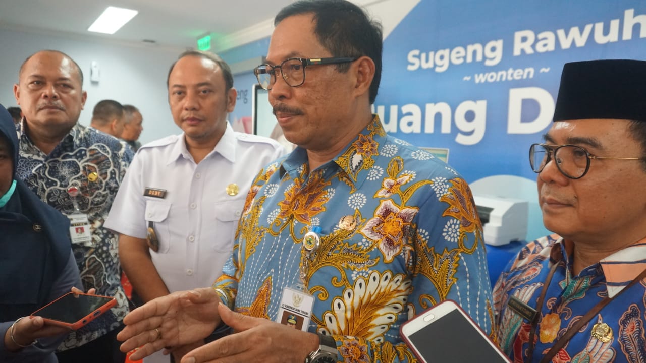 Pj Gubernur Jawa Tengah Resmikan Gedung Baru Bank Jateng Cabang Pekalongan