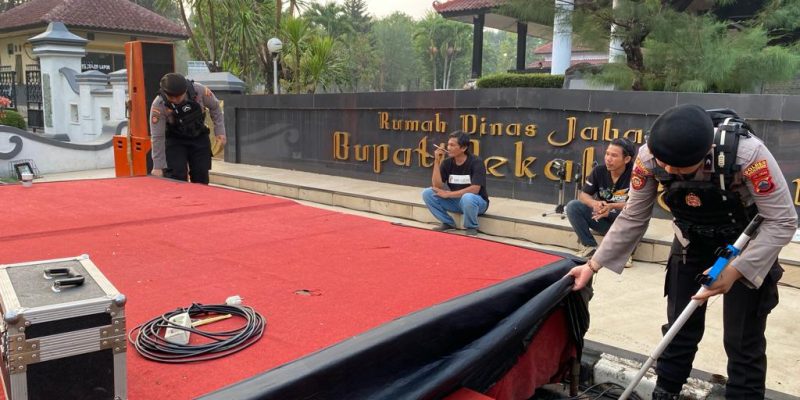Polres Pekalongan Laksanakan Sterilisasi serta Pengamanan Giat Flash Mob dan Senam Bersama