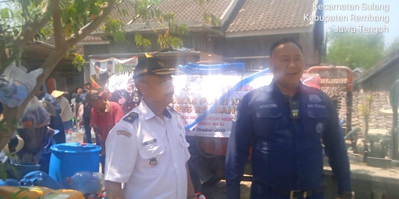 Bakti Sosial Air Bersih Dalam Rangka HUT Humas Polri Ke 72 Polres Rembang