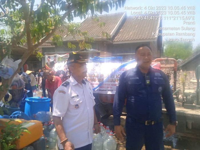 Bakti Sosial Air Bersih Dalam Rangka HUT Humas Polri Ke 72 Polres Rembang