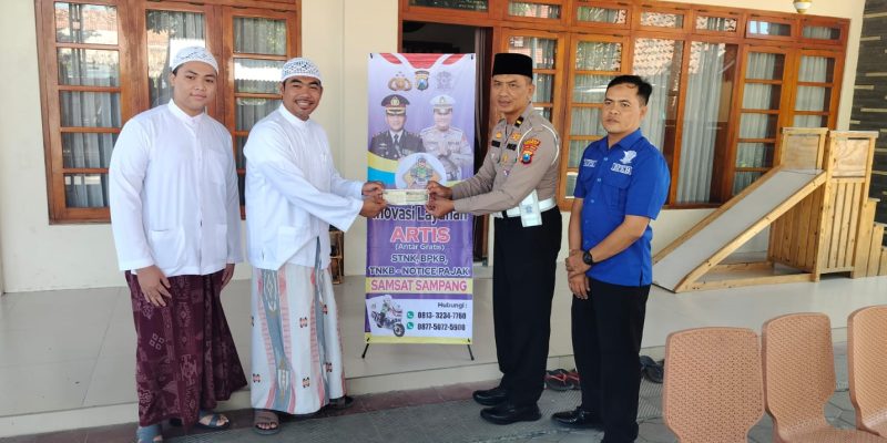 Layanan ARTIS (Antar Gratis) Sambangi Pondok Pesantren Al Haramain Duwe’ Pote Sampang