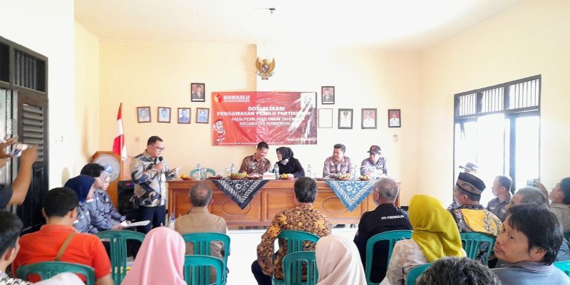 Bawaslu Kecamatan Pondok Salam Lakukan Sosialisasi Pengawasan Pemilu Partisipatif