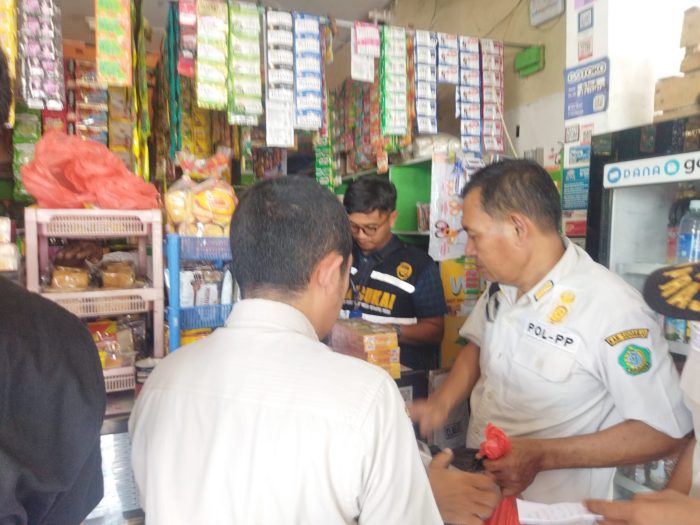 Satpol PP Bersama Bea Cukai Operasi Rokok Ilegal Tanpa Cukai