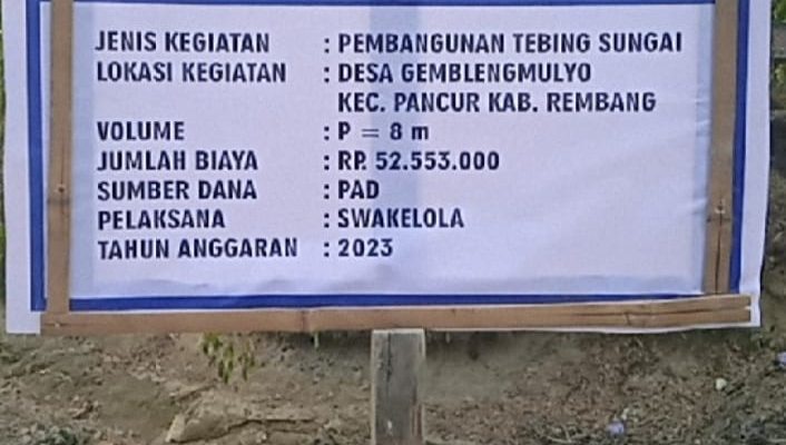Pembangunan Tebing Jembatan Desa Gemblengmulyo Kecamatan Pancur Dicampur Barang Bekas