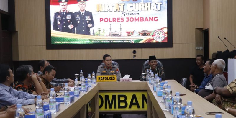 Perkokoh Toleransi, Kapolres Jombang Jumat Curhat Bersama Umat Kristiani