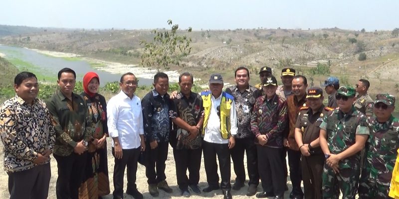 Mensesneg dan Menteri PUPR Tinjau Lokasi Rencana Pembangunan Bendungan Karangnongko Bojonegoro