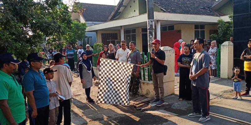 Peringati Maulid Nabi Muhammad SAW, Ribuan Warga Semarakkan Jalan Sehat Di Parimono Jombang