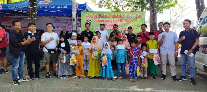 Sambut HUT Ke-2 AWAS Gelar Bakti Sosial Di Alun Alun Sampang
