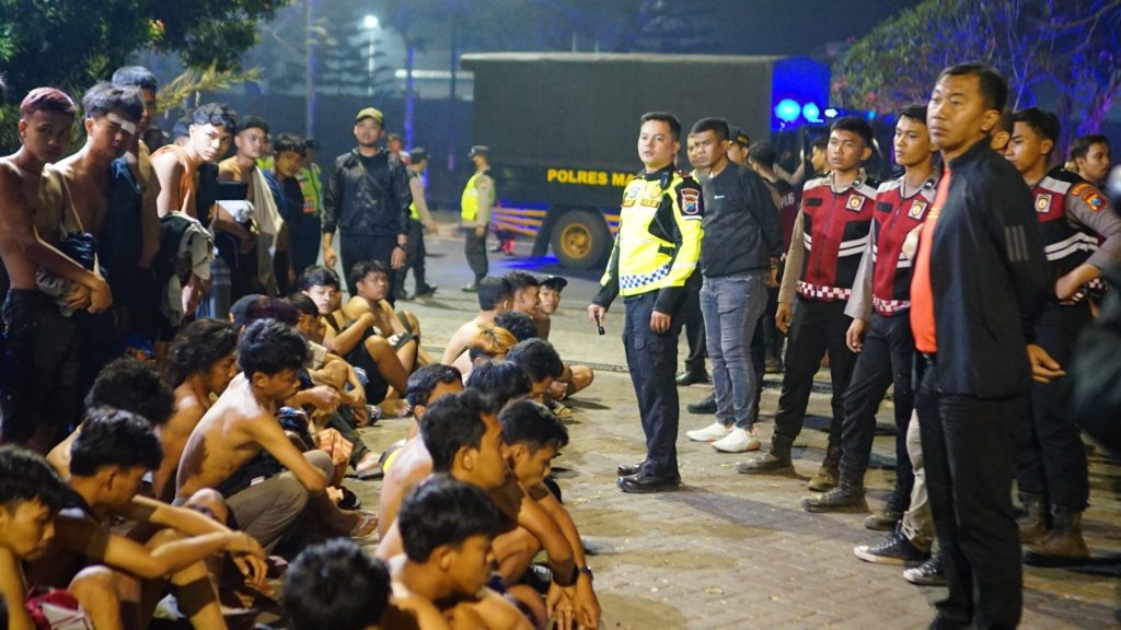 Polres Malang Amankan Pulihan Remaja yang Terjaring Razia Balap Liar