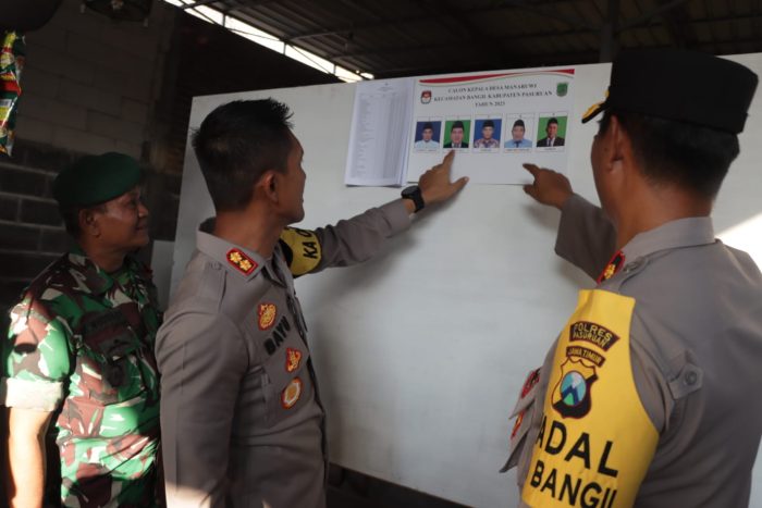 Pastikan Kelancaran Pilkades Serentak 2023, Kapolres Pasuruan Cek Tempat Pemungutan Suara (TPS)