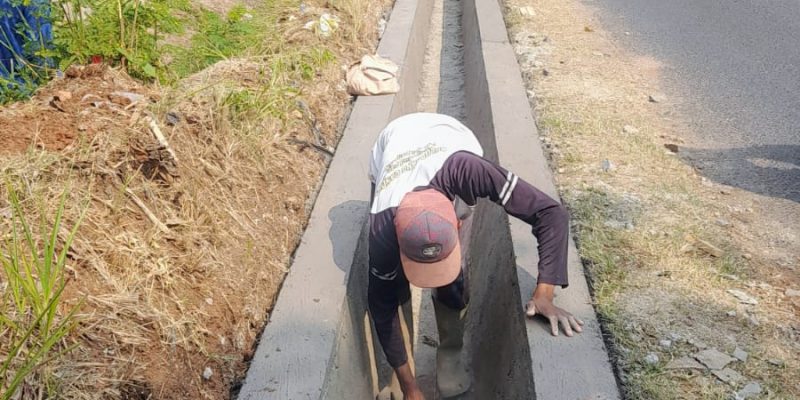 DPUTR Kabupaten Purwakarta Alokasikan Dana Pemeliharaan Drainase Jalan UPTD IV.