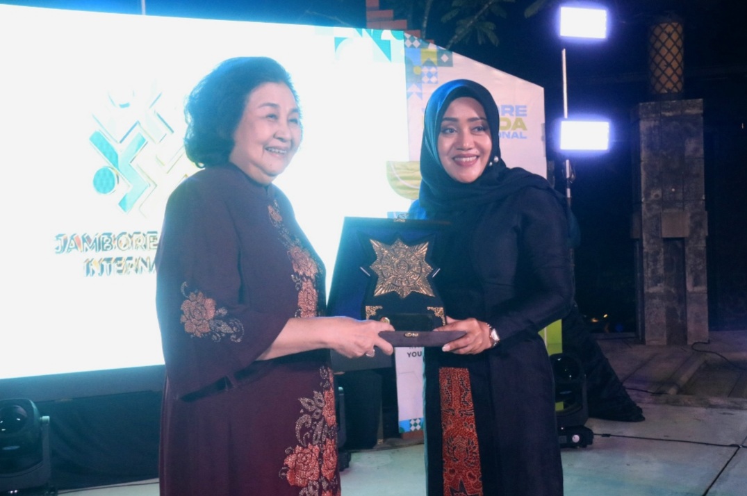 Bupati Ikfina Kenalkan Identitas Full Of Majapahit Greatness Di Jambore Pemuda Internasional