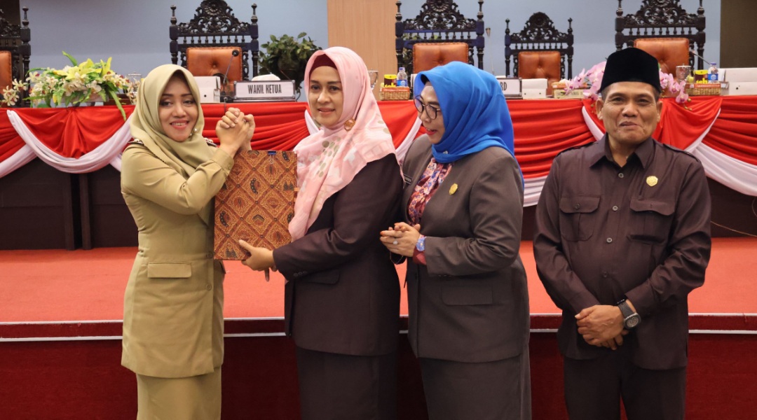 Bupati Mojokerto Tanda Tangani Keputusan Bersama Atas Raperda APBD Tahun 2024