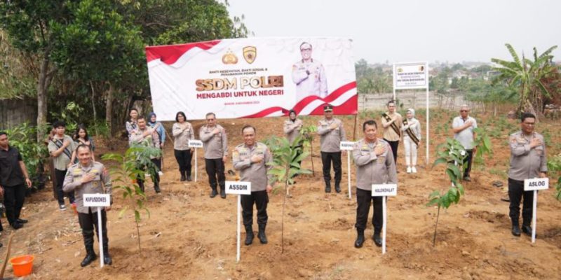 SSDM Polri Gelar Bakti Sosial, Bakti Kesehatan Dan Tanam Pohon Di Bogor