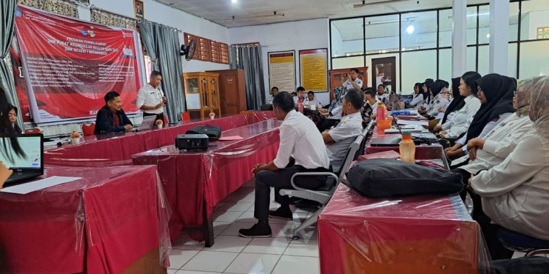 SMK N I Kotamobagu Melaksanakan IHT SMK – PK