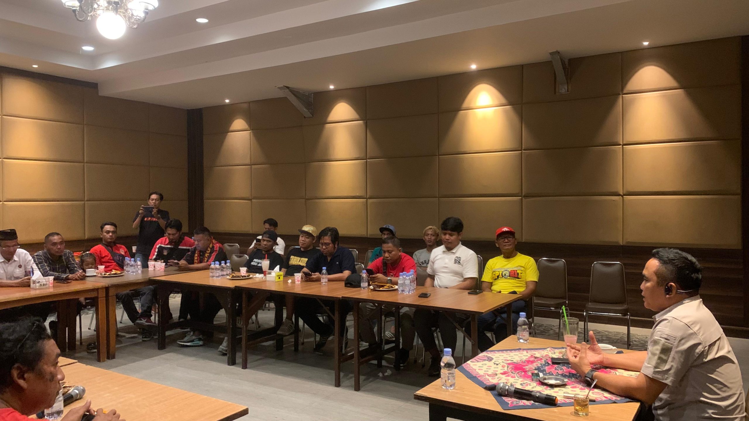 Kelompok Suporter Bola Di Jawa Timur Sepakat Sukseskan Piala Dunia U-17