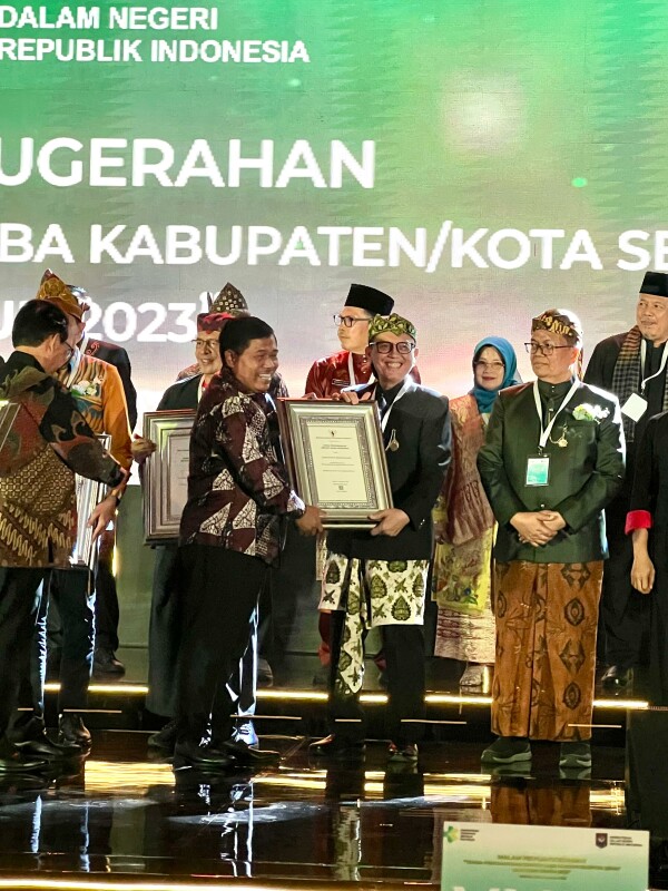 Bojonegoro Raih Penghargaan Kabupaten Swasti Saba Wiwerda 2023 Wujudkan Masyarakat Sehat