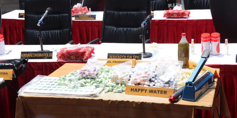 Bareskrim Bongkar Peredaran Gelap Narkoba Modus Keripik Pisang