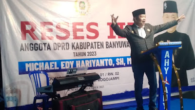 Ratusan Emak Emak dan Pemuda Milenia Hadiri Agenda Reses Pimpinan DPRD fraksi Partai Demokrat Micheal Edy Haryanto SH, MH