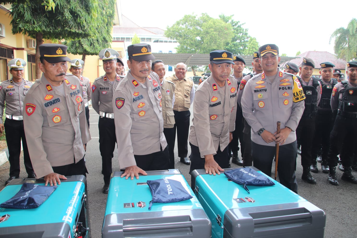 Kapolres Pekalongan Serahkan Barang Hibah Dari Pemprov Jateng