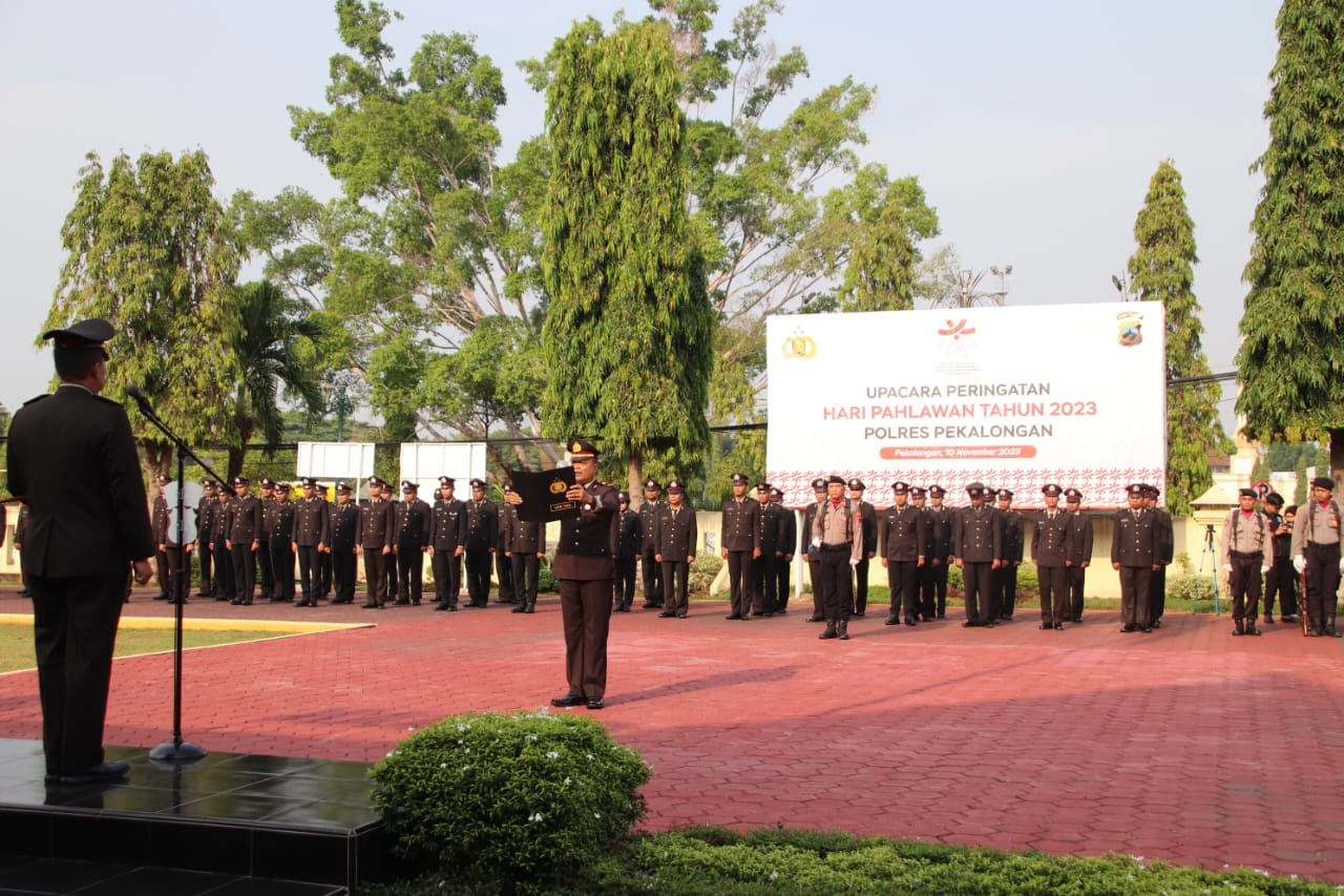 Kapolres Pekalongan Pimpin Upacara Peringatan Hari Pahlawan Tahun 2023