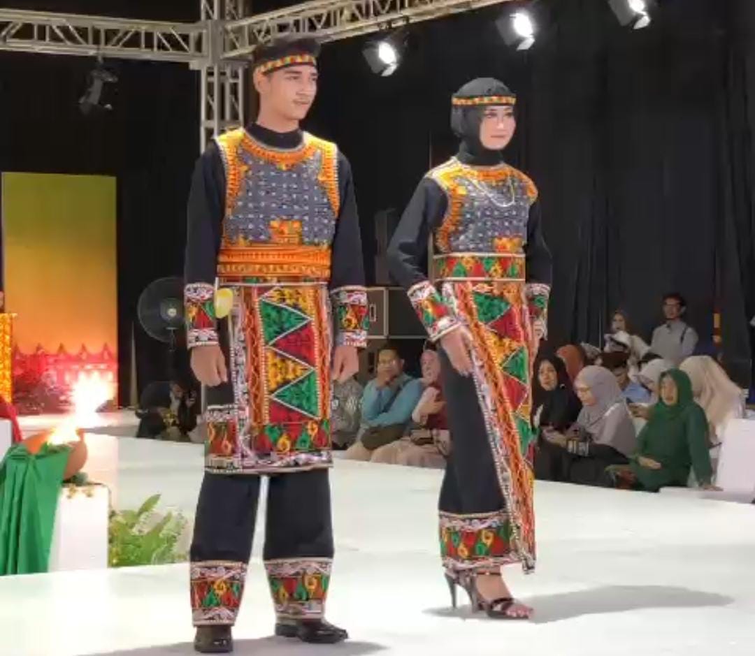 Aceh Timur Pamer Busana Narasi Baju Nerime Jamu Di Fashion Show PKA