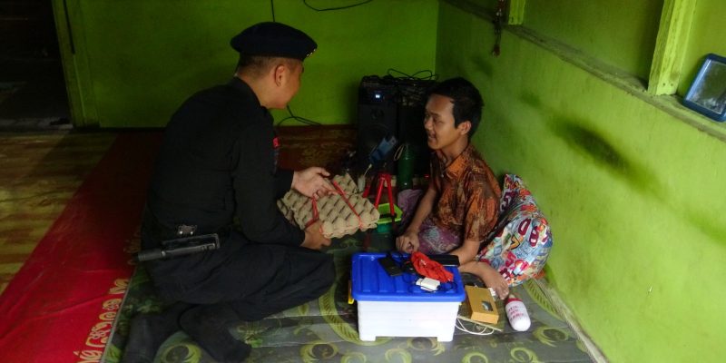 Jelang HUT Brimob Ke-78, Brimob Polda Kalteng Laksanakan Baksos