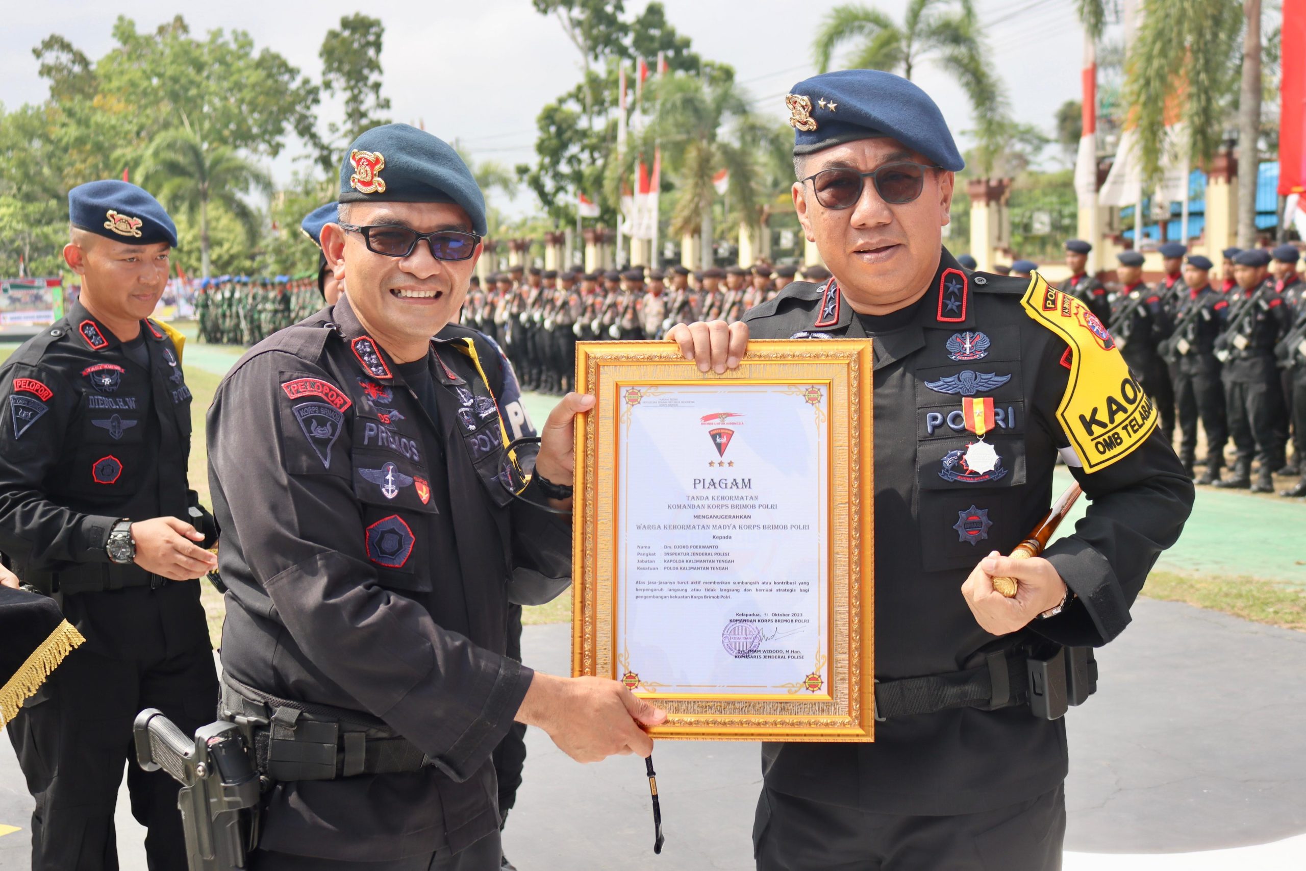 HUT ke-78 Korps Brimob, Dua Pimpinan Polda Kalteng Diangkat Jadi Warga Kehormatan