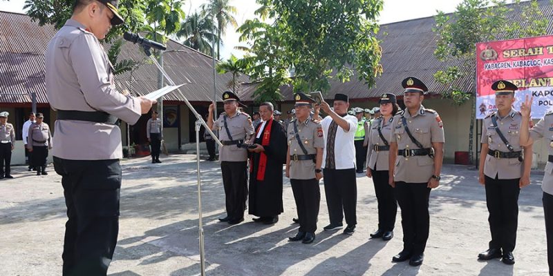 Kapolres Kotamobagu Lantik Pejabat Utama dan Kapolsek Lolayan