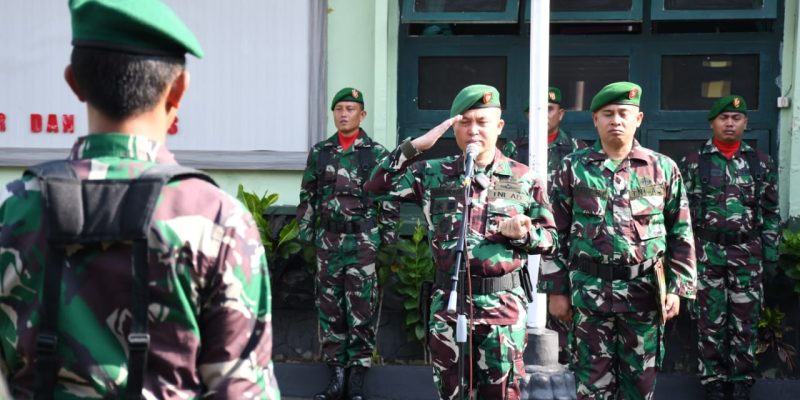 Pimpin Upacara Bulan November, Dandim 0822 Bondowoso Bacakan Amanat Kasad