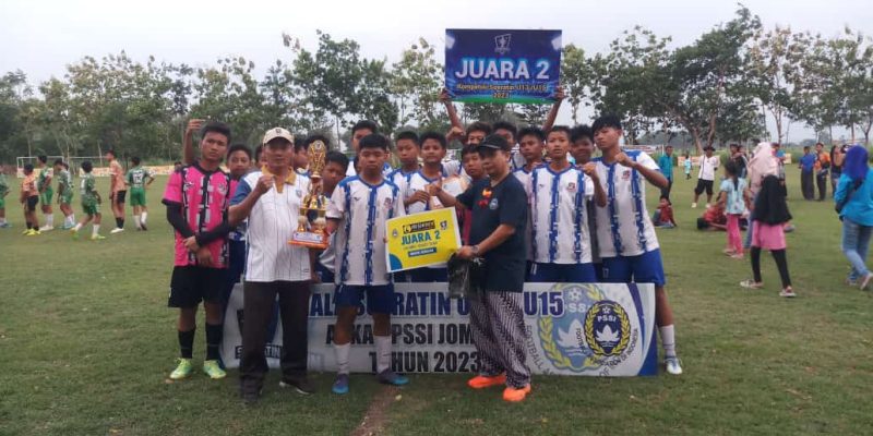 Pemain AB Perkasa U-15 Keluar Menjadi Top Score Piala Soeratin U-15 Askab PSSI Jombang 2023 Dengan Mencetak 10 Gol