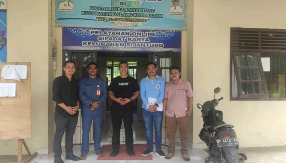 Pemanfaatan Media Pemasaran Digital Dalam Upaya Meningkatkan Pemasaran Produk UMKM di Kelurahan Sijantung-Batam